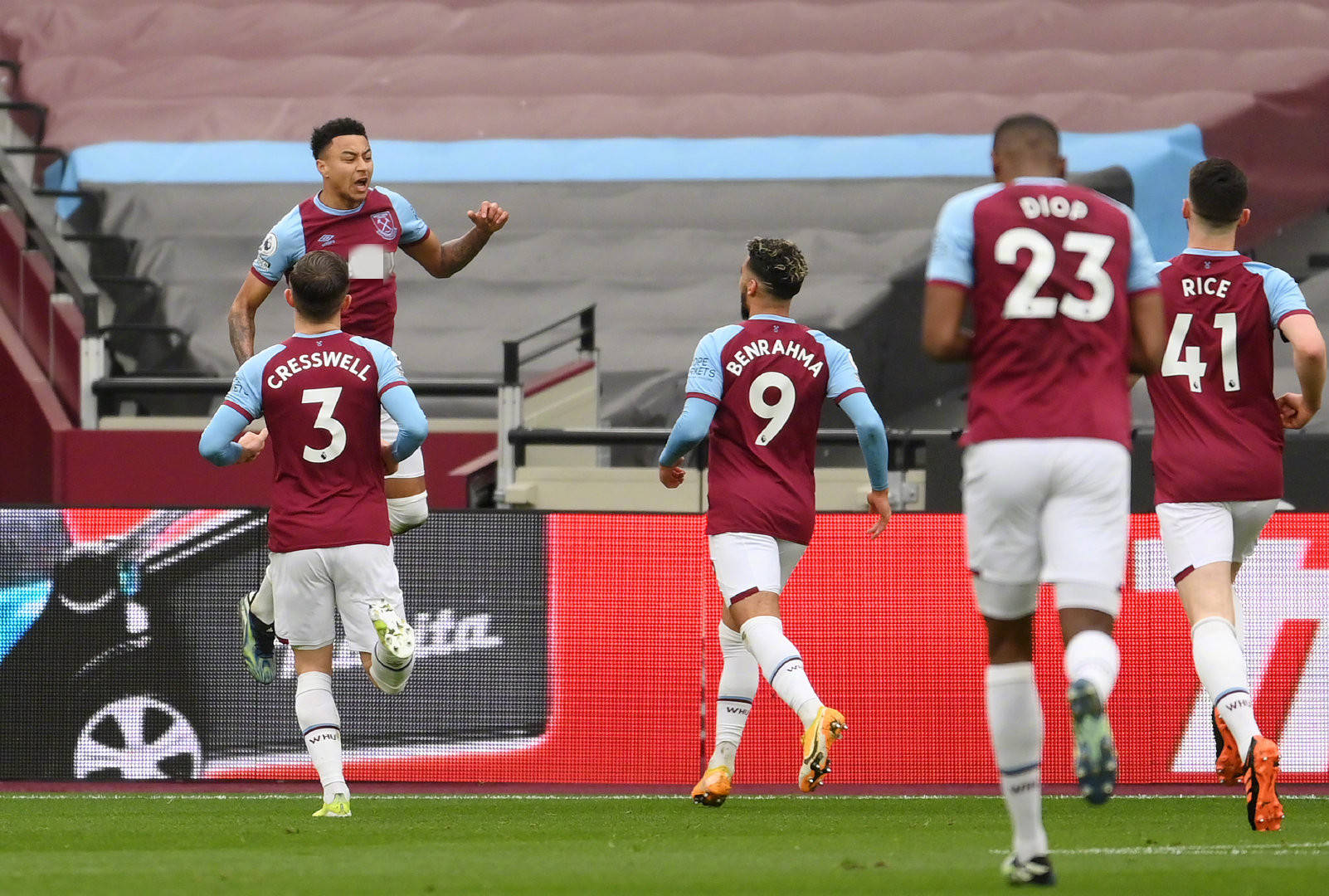 他用精准的 他用精准的